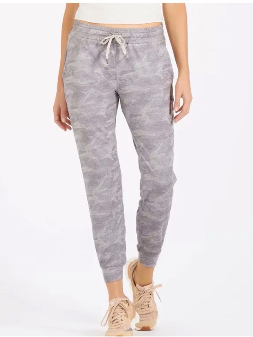 Vuori Performance Jogger Women's Pale Gray Camo Medium